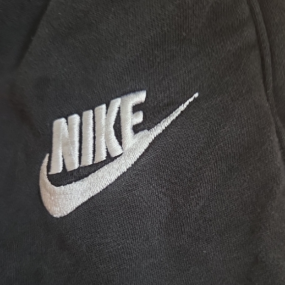 Sweatpants - Picture 3 of 4